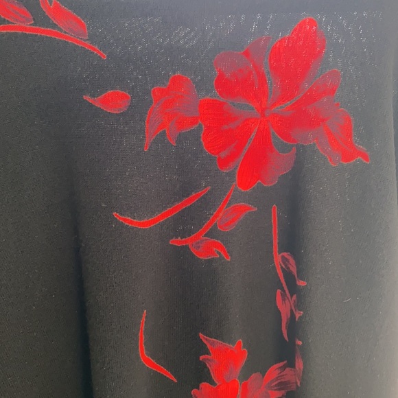 stunning red and navy C.D Daniels sweater so soft amazing detail around a 2x - Picture 2 of 8